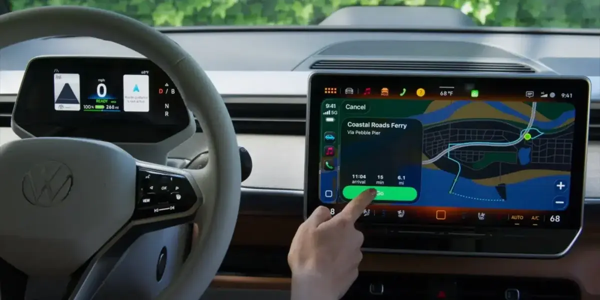 Dalītā ekrāna CarPlay Sadalīta CarPlay saskarne GM kravas automašīnā