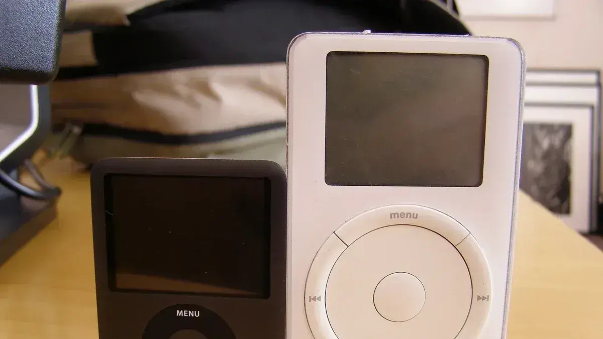 Oriģinālā iPod detaļa Oriģinālā iPod detaļa
